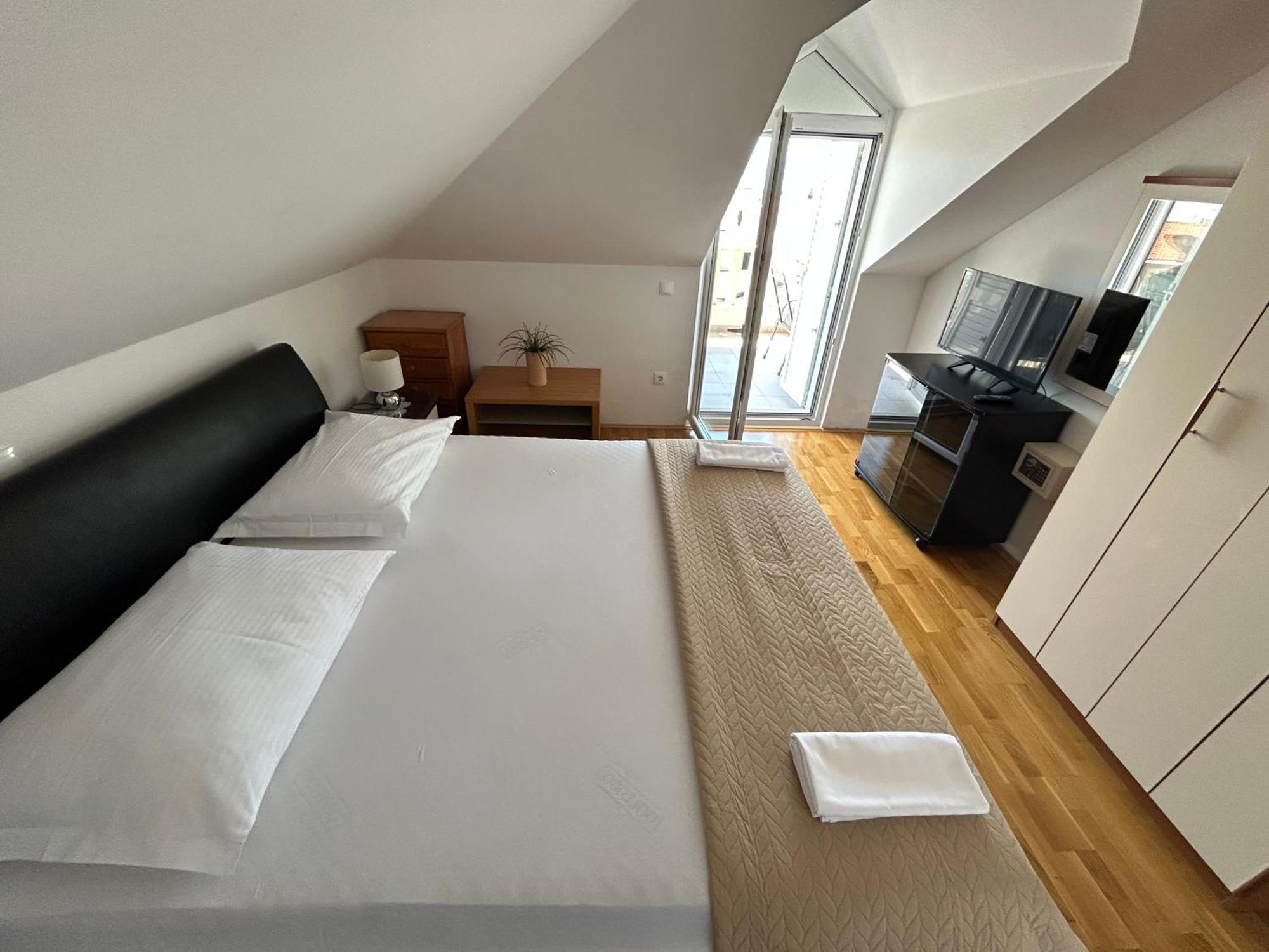 Apartments Sanda 2 Promajna Kültér fotó
