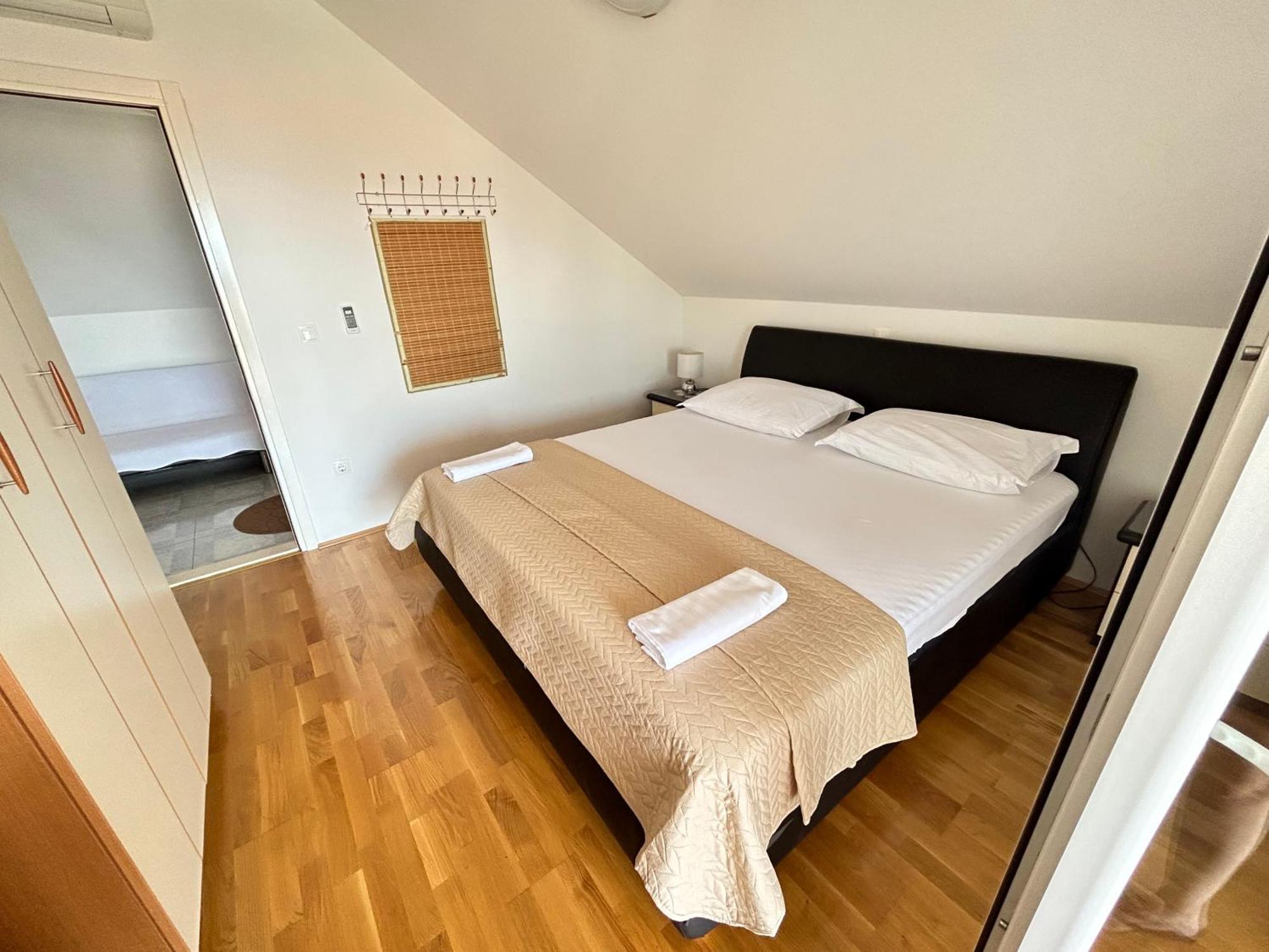 Apartments Sanda 2 Promajna Kültér fotó